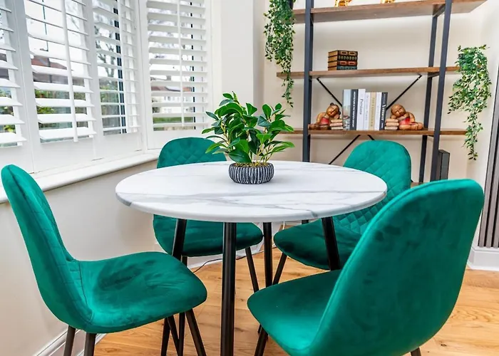 Luxury 2-bedroom House *